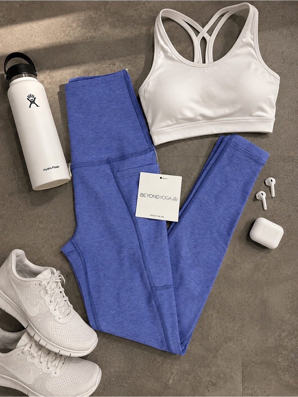NWT Beyond Yoga High Waisted Pocket Leggings